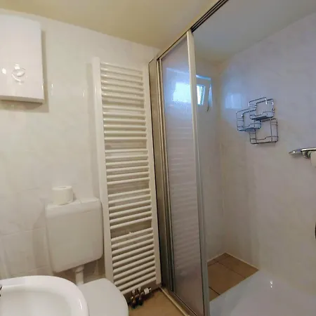 Gaestehaus - Erdgeschoss Apartment